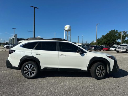 Used 2024 Subaru Outback Premium image 4
