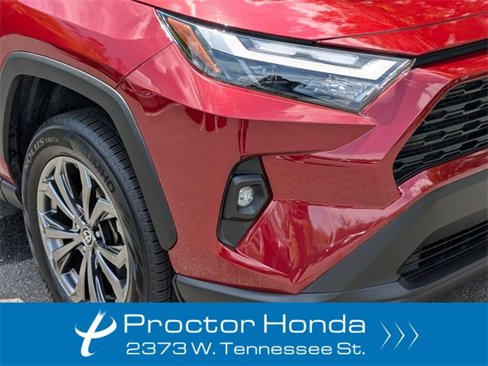 Used 2022 Toyota RAV4 XLE Premium image 2