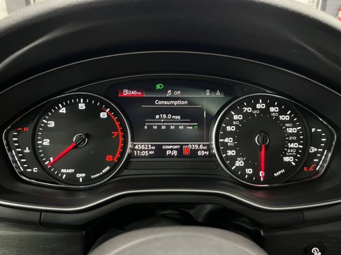 Used 2020 Audi A4 2.0T Premium w/ Convenience Package image 14
