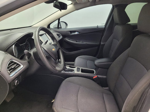 Used 2018 Chevrolet Cruze LS image 17