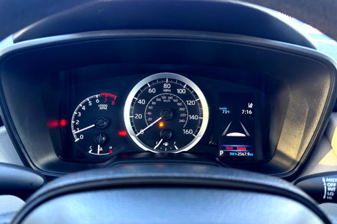 Used 2020 Toyota Corolla LE image 12
