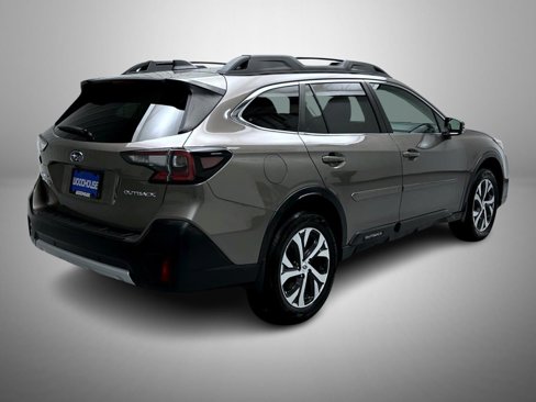 Used 2021 Subaru Outback Limited image 5