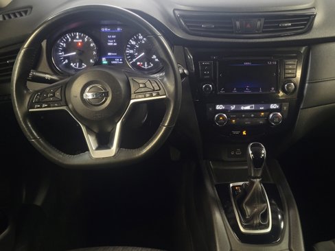 Used 2018 Nissan Rogue SV image 22