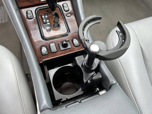Used 2001 Mercedes-Benz CLK 320 Coupe image 20