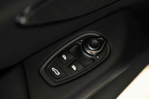 New 2025 Aston Martin V8 Vantage Coupe image 28