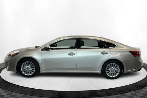 Used 2014 Toyota Avalon XLE Touring image 2