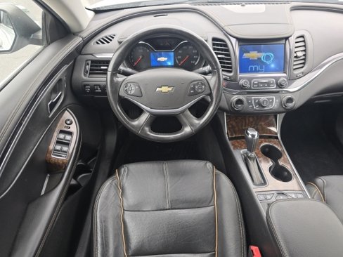 Used 2015 Chevrolet Impala LTZ image 16
