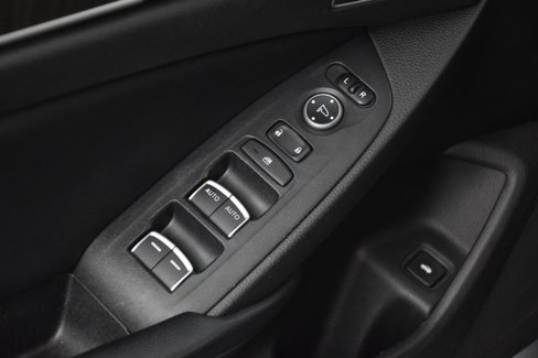 Used 2018 Honda Accord Touring image 20