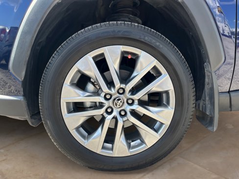 Used 2024 Toyota RAV4 XLE Premium image 26