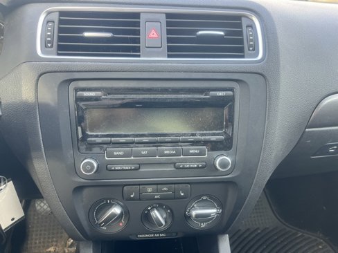 Used 2014 Volkswagen Jetta TDI image 18