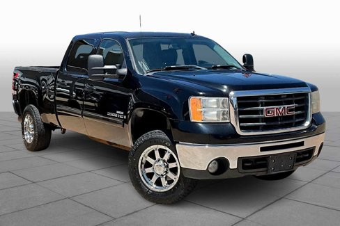 Used 2007 GMC Sierra 2500 SLT w/ Z71 Off-Road Package image 3