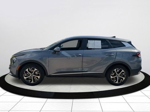 Used 2023 Kia Sportage EX image 6