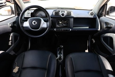 Used 2014 smart fortwo pure image 2