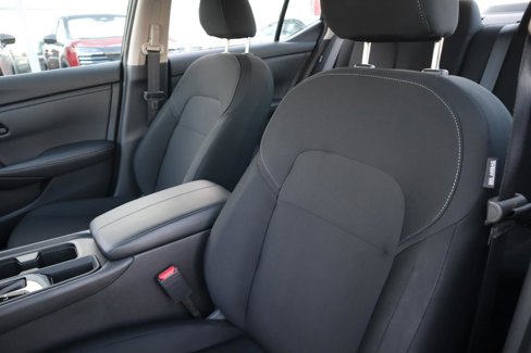 Used 2025 Nissan Sentra S image 14