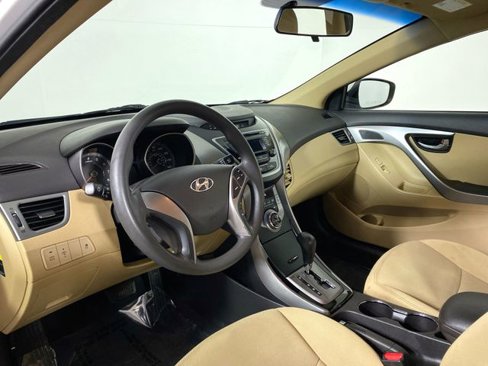 Used 2013 Hyundai Elantra GLS image 22