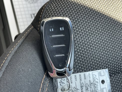 Used 2019 Chevrolet Traverse LT image 32