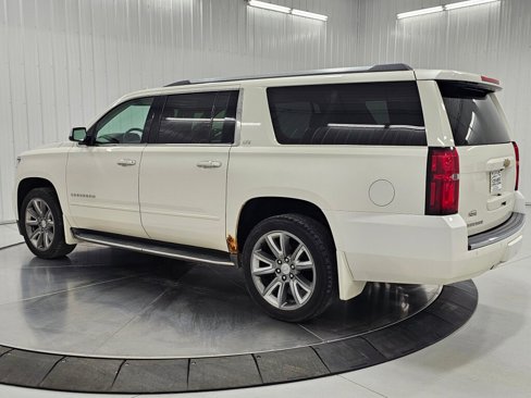 Used 2015 Chevrolet Suburban LTZ image 39