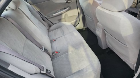 Used 2010 Toyota Corolla image 13