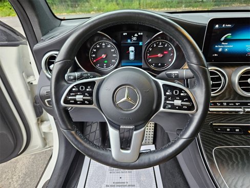 Used 2022 Mercedes-Benz GLC 300 4MATIC image 10