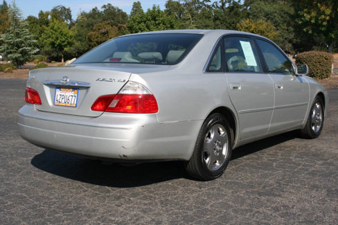 Used 2003 Toyota Avalon XLS image 5
