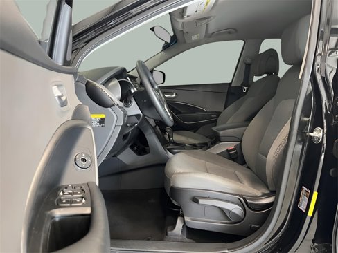 Used 2018 Hyundai Santa Fe Sport image 16