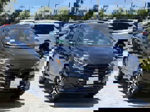 New 2025 Nissan Versa SV w/ Trunk Package image 2