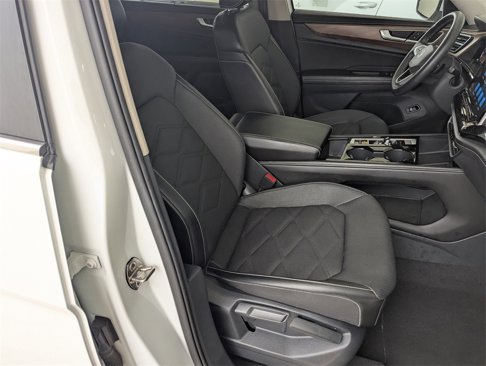 Used 2024 Volkswagen Atlas SE image 39