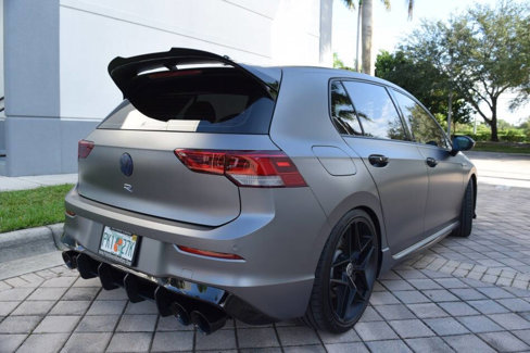Used 2024 Volkswagen Golf R image 6