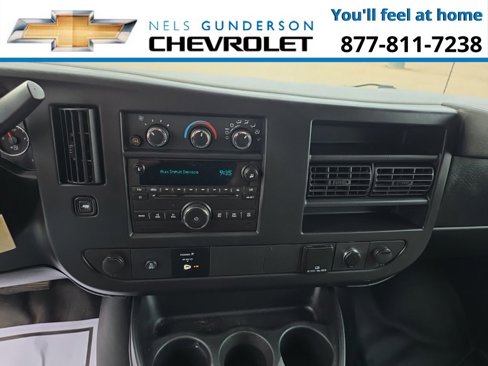 Used 2017 Chevrolet Express 3500 image 17