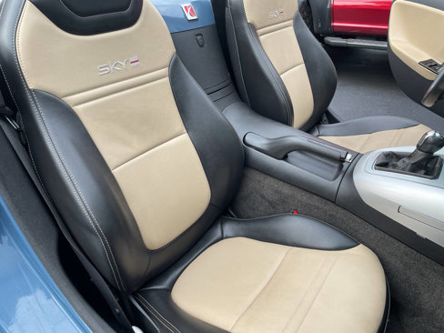 Used 2007 Saturn Sky Red Line image 25
