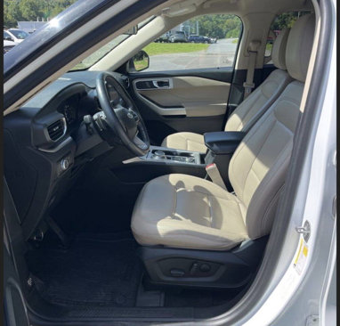 Used 2021 Ford Explorer XLT image 13