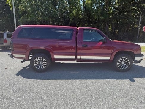 Used 2004 Chevrolet Silverado 1500 LS w/ Light Duty Power Package image 4