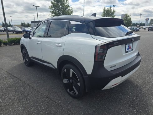 New 2025 Nissan Kicks SR w/ SR Premium Package image 6