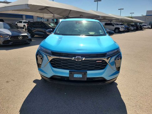 Used 2025 Chevrolet Trax RS image 6