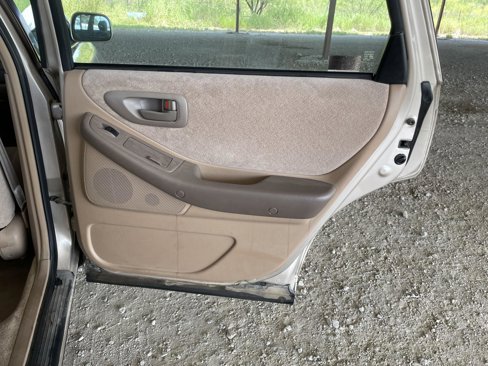 Used 1996 Toyota Avalon XL image 23