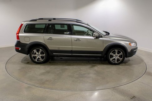 Used 2015 Volvo XC70 T6 Premier Plus image 7