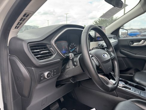 Certified 2021 Ford Escape SEL image 12