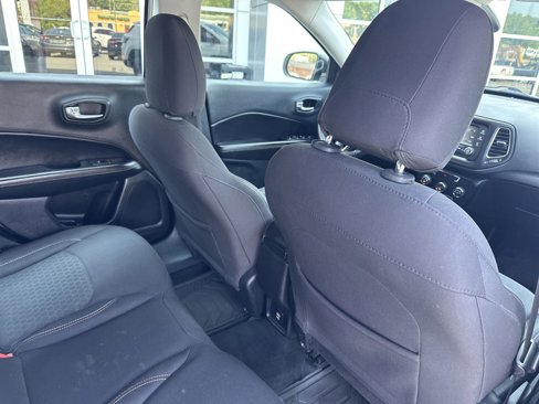 Used 2018 Jeep Compass Sport image 22