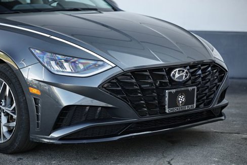 Used 2022 Hyundai Sonata SEL image 2
