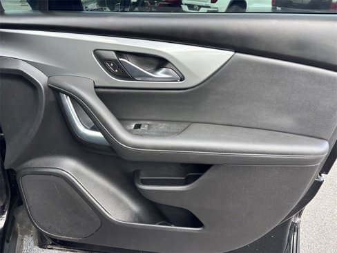 Used 2020 Chevrolet Blazer LT image 20