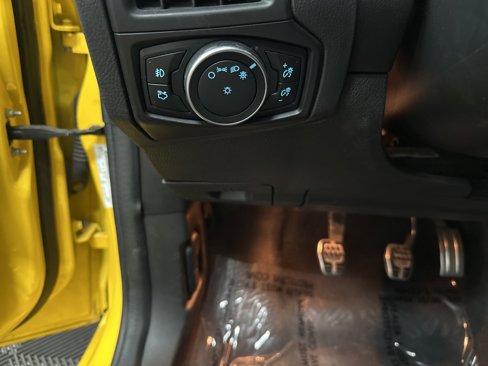Used 2017 Ford Focus ST image 30