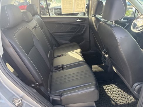 Used 2022 Volkswagen Tiguan SE image 24