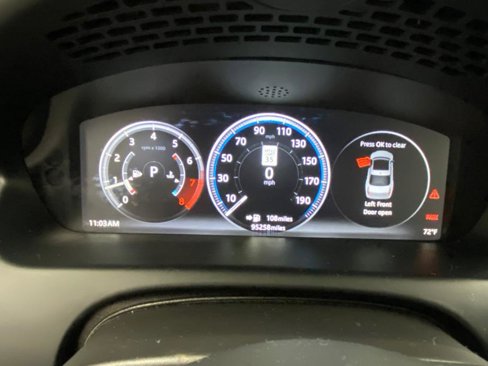 Used 2017 Jaguar XJ R-Sport image 34