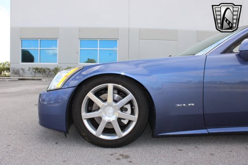 Used 2005 Cadillac XLR image 8