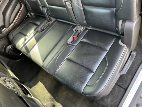 Used 2017 Chevrolet Suburban LT image 43