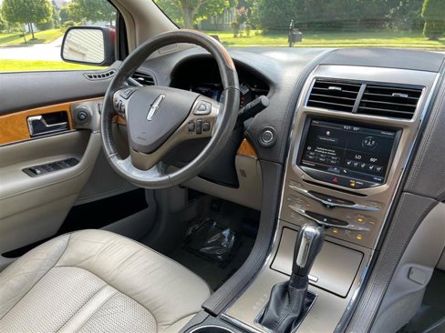 Used 2014 Lincoln MKX AWD w/ Equipment Group 101A image 53