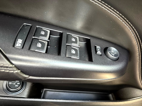 Used 2015 Cadillac SRX Luxury w/ Driver Awareness Package image 14