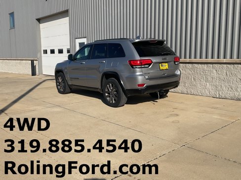 Used 2016 Jeep Grand Cherokee Limited 75th Anniversary image 3