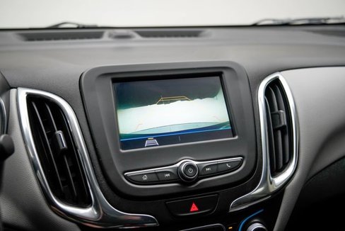 Used 2019 Chevrolet Equinox LS w/ LS Convenience Package image 28