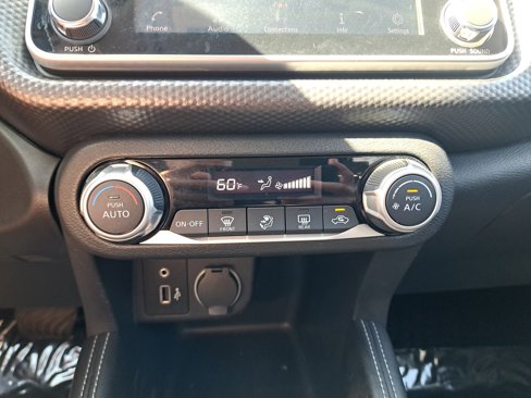 Used 2019 Nissan Kicks SV image 26